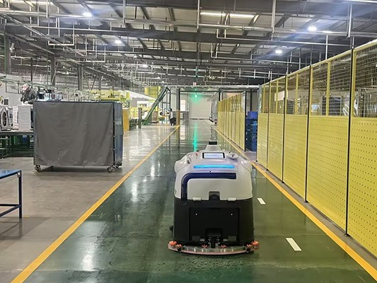 坦力商場掃地拖地機(jī)器人，點(diǎn)亮商場清潔 “星” 未來