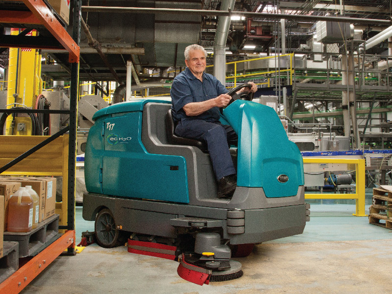 全自動駕駛式洗地機(jī)價(jià)格是多少？