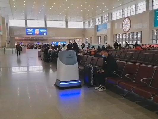 當(dāng)高鐵站遇上坦力無人駕駛洗地車，奇跡發(fā)生了！