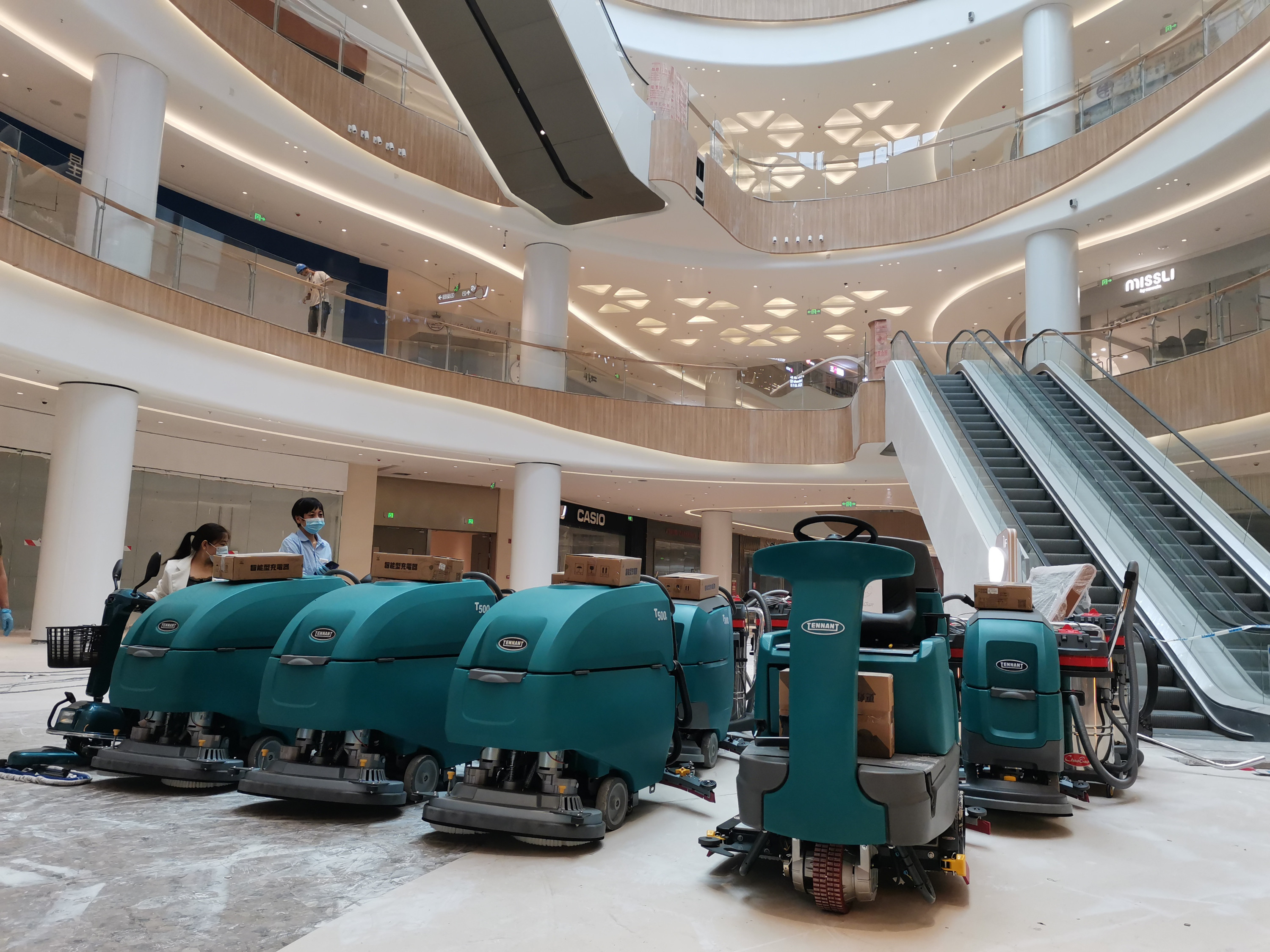 工廠車間用手推式洗地機(jī)應(yīng)用怎么樣？