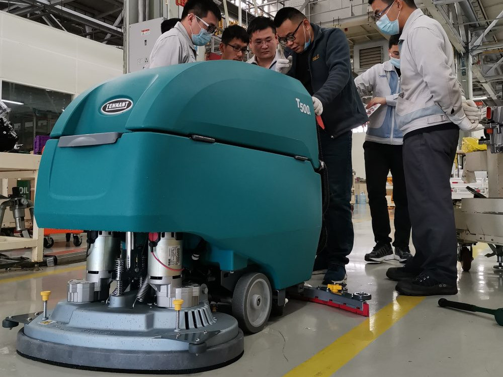 工廠選購洗地機(jī)的關(guān)鍵點(diǎn)，都在這里了！