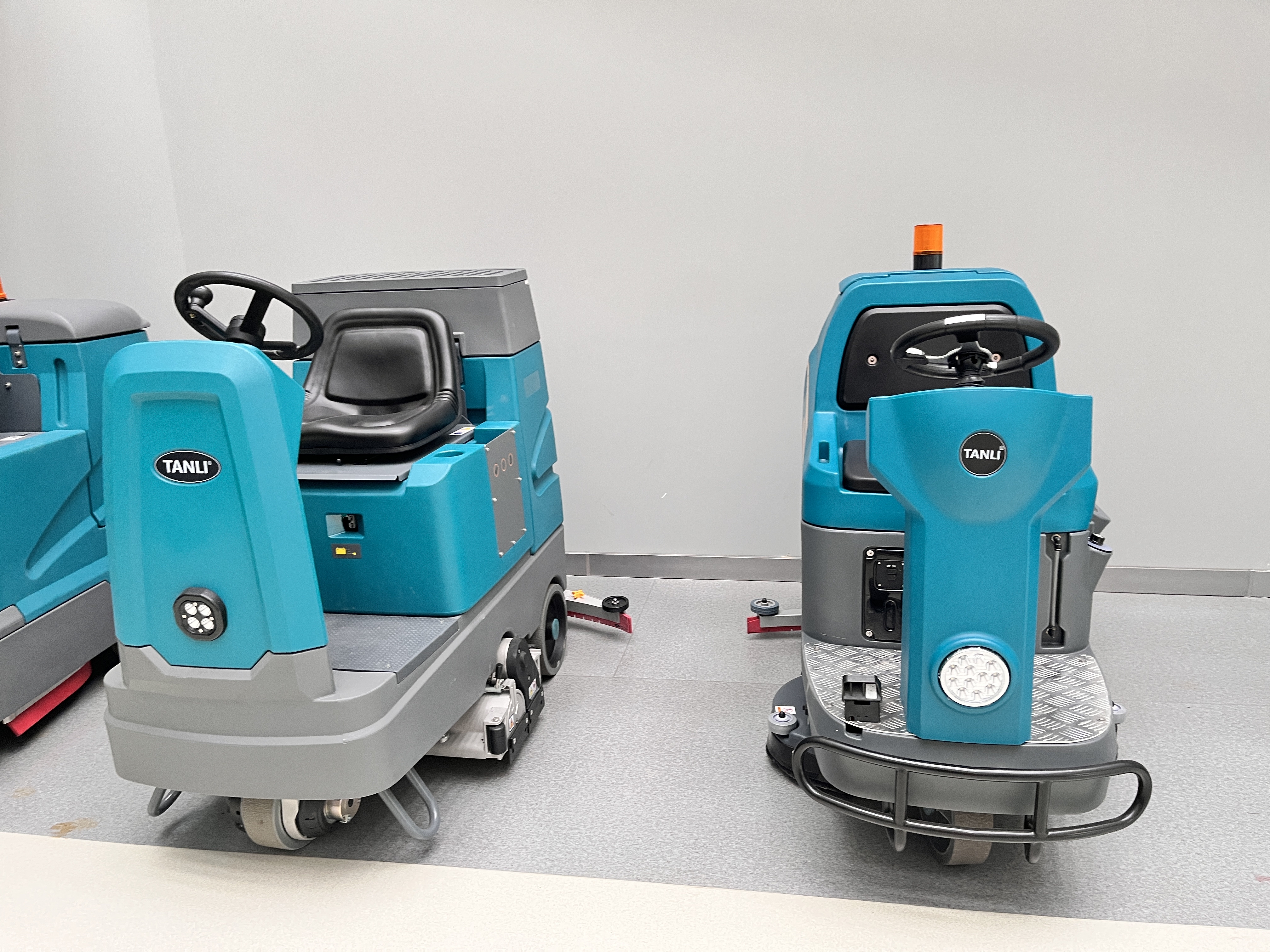 食品行業(yè)的守護(hù)者：洗地機的優(yōu)勢與選擇（三）