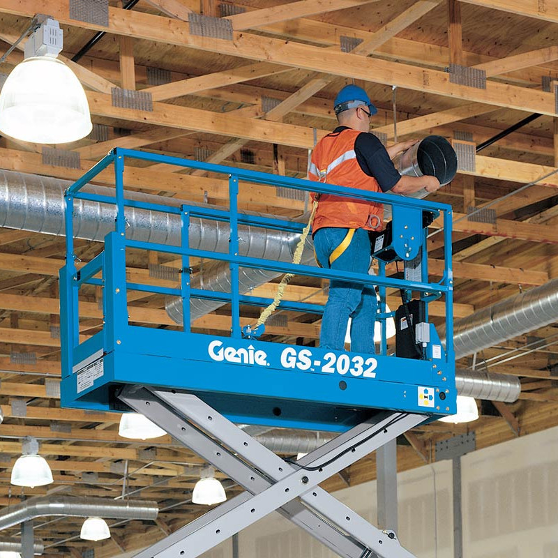 剪型高空作業(yè)平臺GS-2032 與 GS-2032 電動 高空作業(yè)平臺gs-2032-2