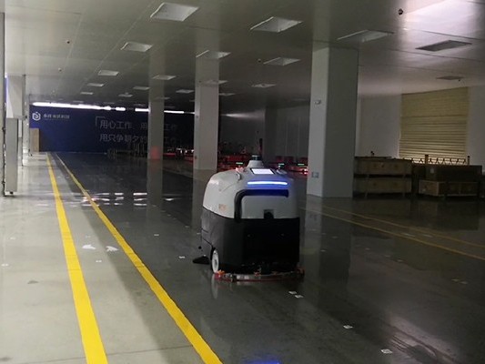 哪吒揮手告別銀幕，坦力工業(yè)智能清潔機(jī)器人續(xù)寫(xiě)車間「清潔傳奇」